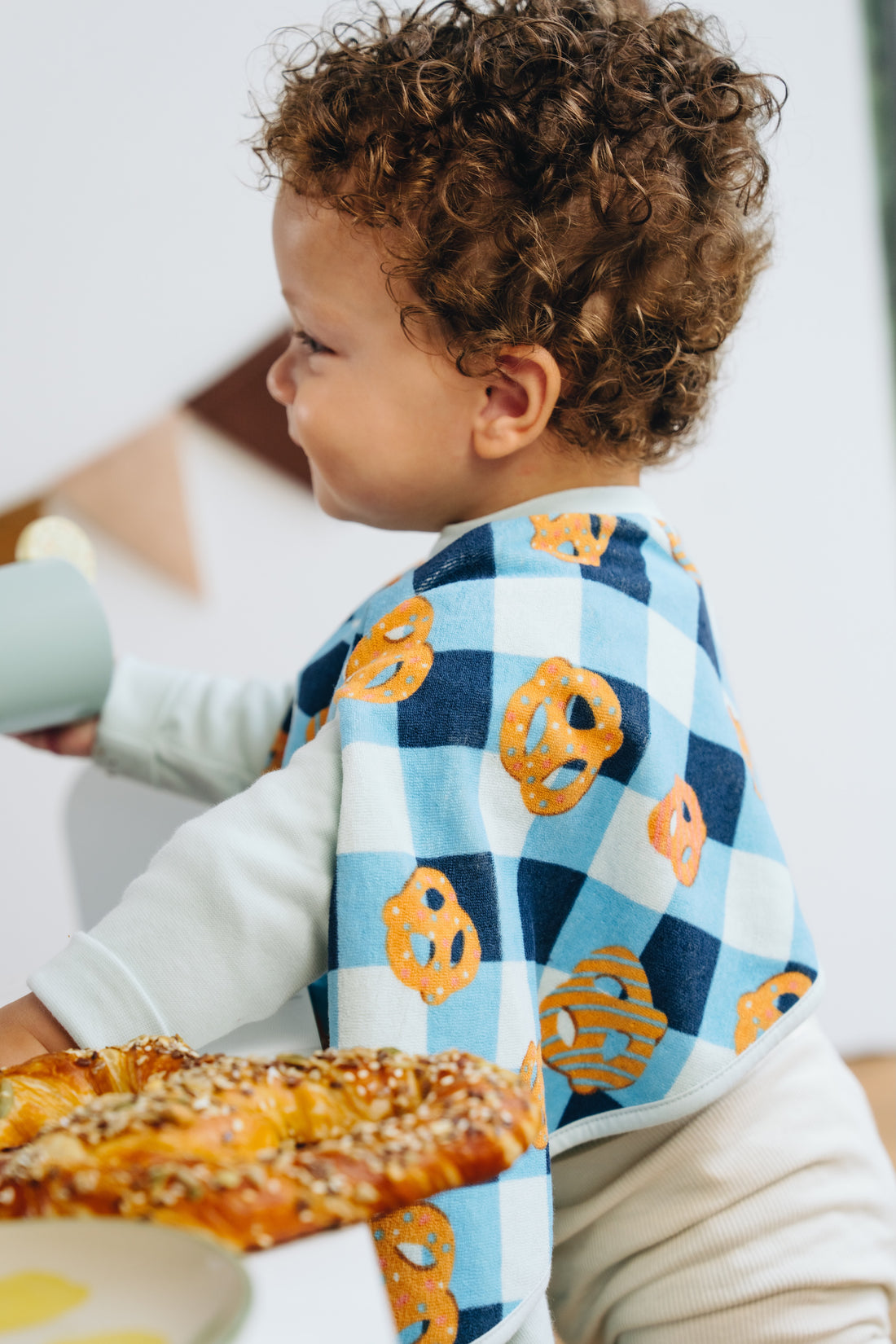 "Boo" bib - Pretzel Club