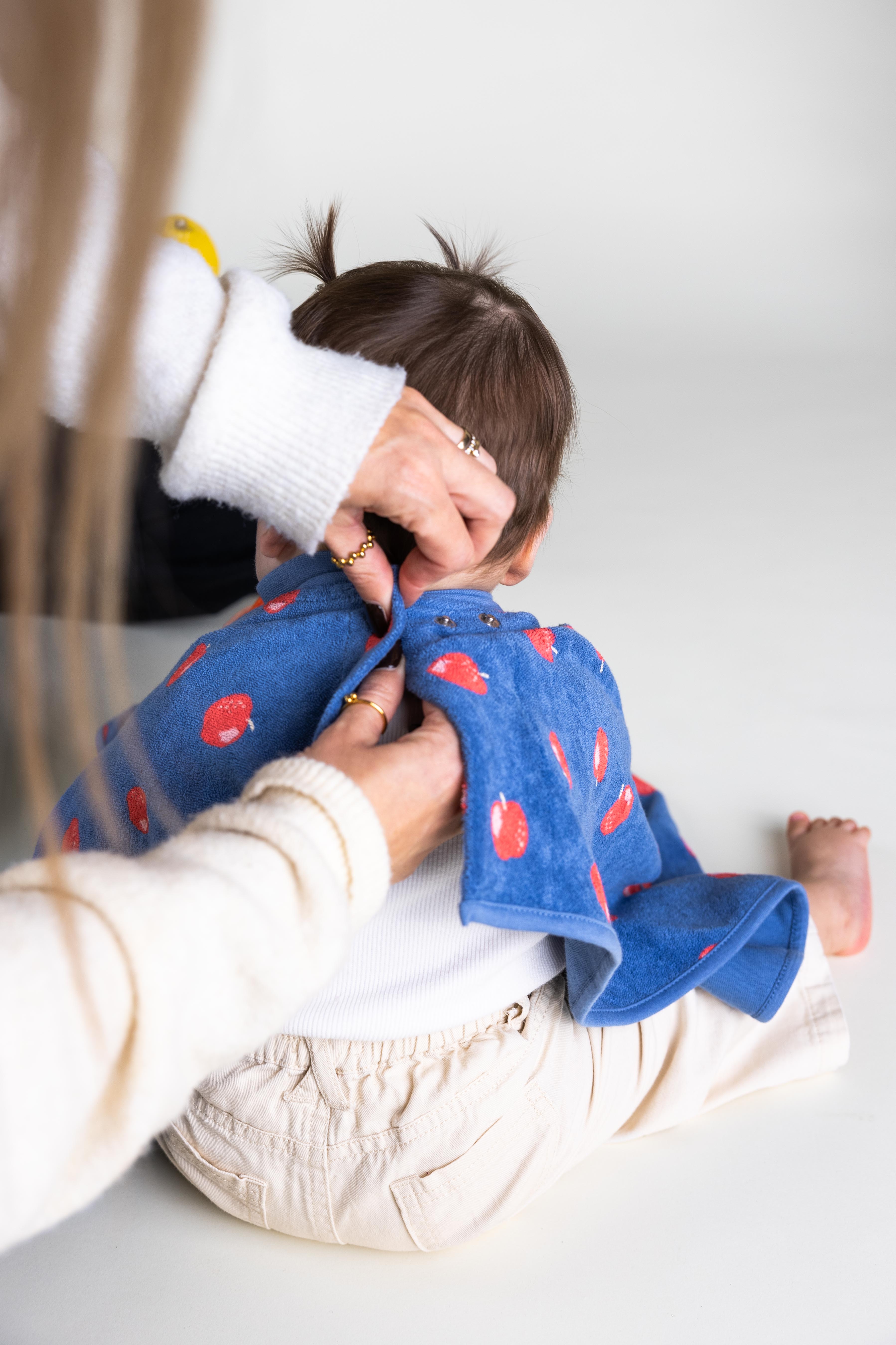 Limited Edition “Boo” Bib Midnight Apple