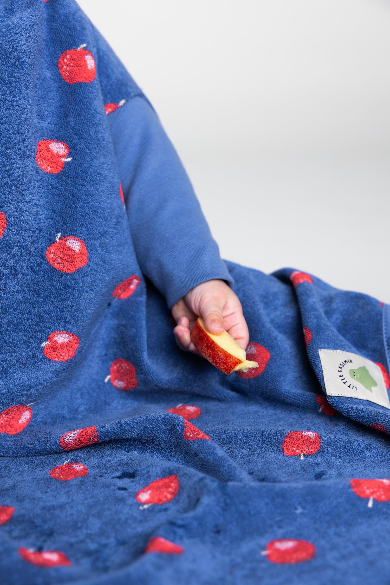 Limited Edition “Boo” Bib Midnight Apple