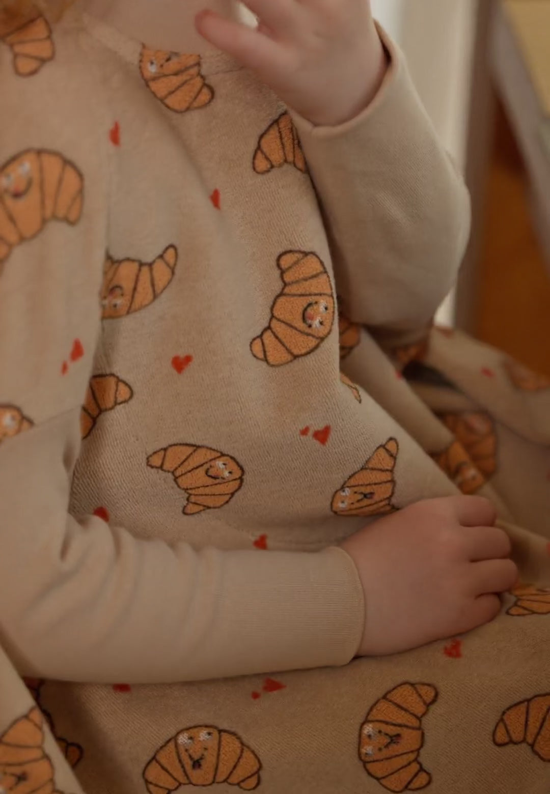 SPECIAL “Boo” Bib – Crossaint